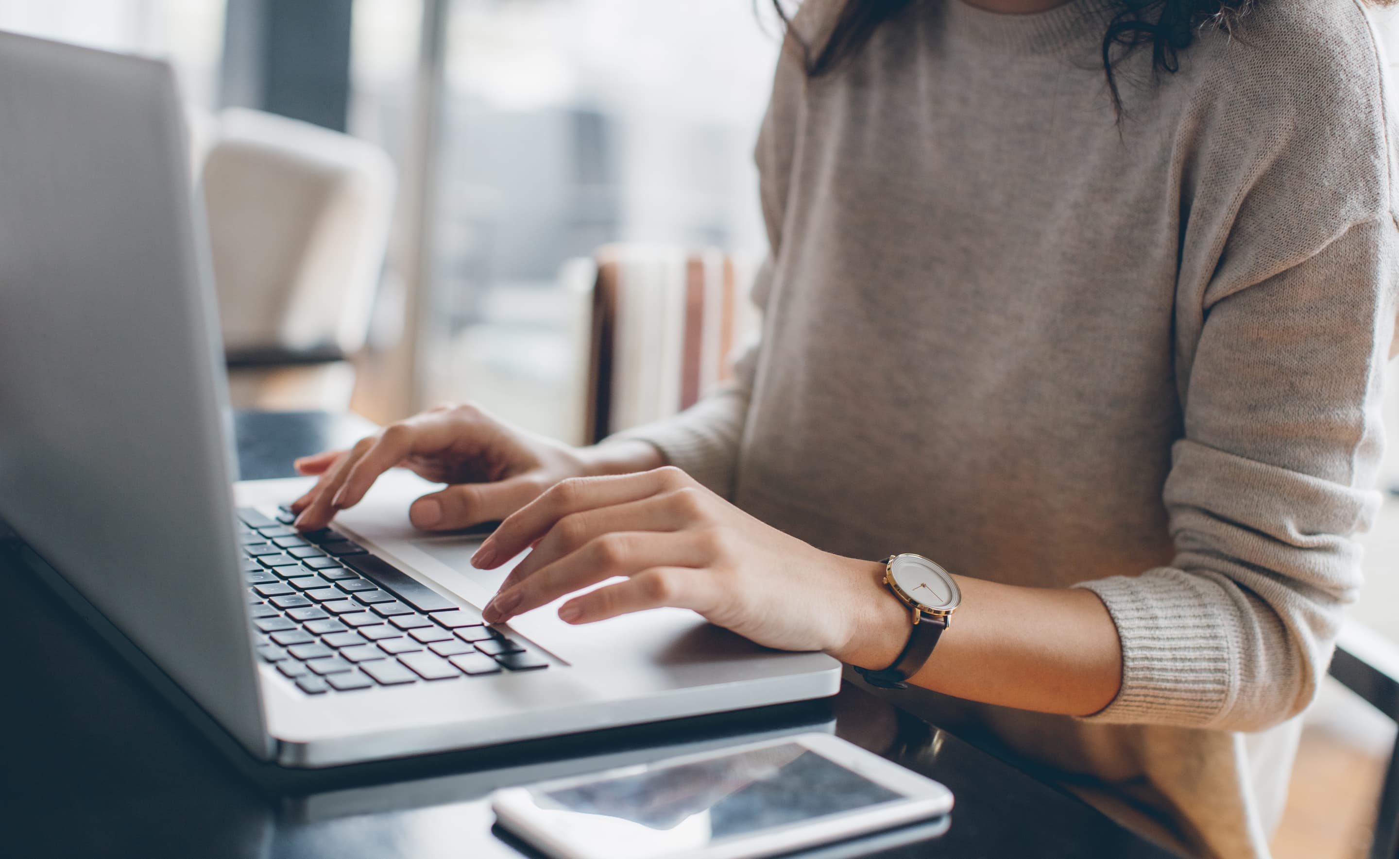 Hvad er en studieforsikring? What is student insurance?